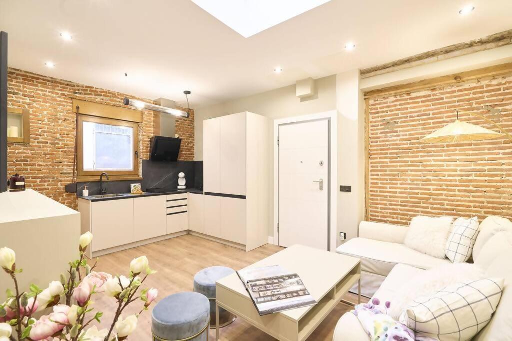 El Capricho Ii En La Plaza Mayor Centro By Keyhom Apartment *